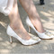 Scarpe da sposa con tacco alto a punta di perle scarpe da sposa in raso bianco - Pagina 3
