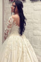 Vestito da sposa Fuori dalla spalla A-line Perline Coda a Strascico Cattedrale - Pagina 4