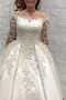 Vestito da sposa Fuori dalla spalla A-line Perline Coda a Strascico Cattedrale - Pagina 3