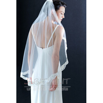 Vestito elegante dal merletto di nozze con l'avorio di autunno pettine - Pagina 1