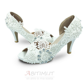 Scarpe da sposa in raso di grandi dimensioni scarpe da sposa con tacco alto in fiore di pizzo scarpe da damigella d'onore - Pagina 1